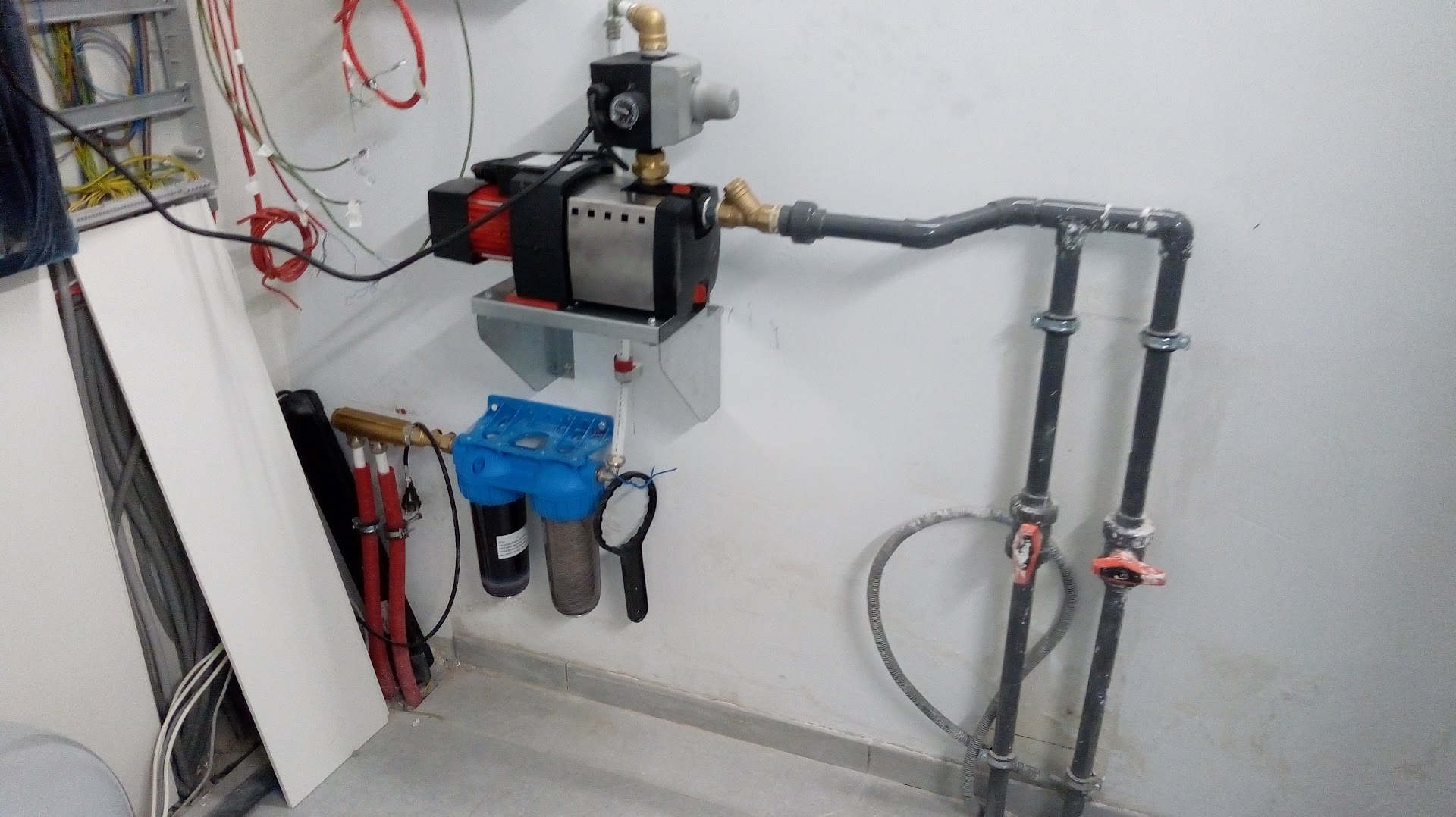 SB.sanitaire et chauffage. — Foto’s 5