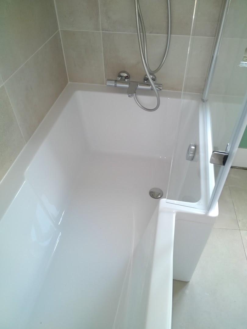 SB.sanitaire et chauffage. — Foto’s 12