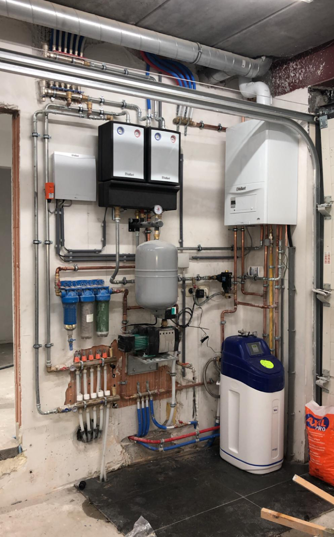 SB.sanitaire et chauffage. — Foto’s 15